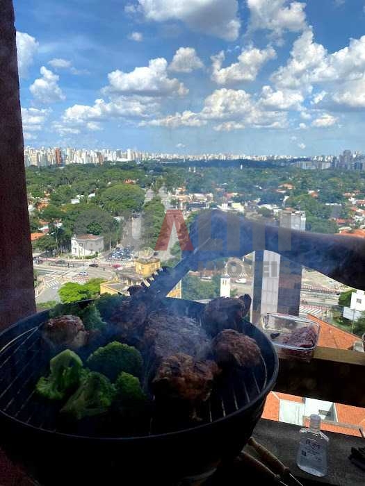 Apartamento duplex para Locação com lazer completo, suíte em Pinheiros