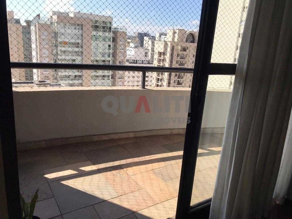 Moema, apartamento para Venda, fora da rota, com 72 m², 2 dormitórios, terraço, 2 vagas, lazer e condomínio baixo.