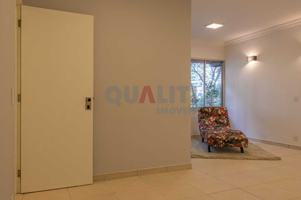 Apartamento à venda no Campo Belo com dois dormitórios