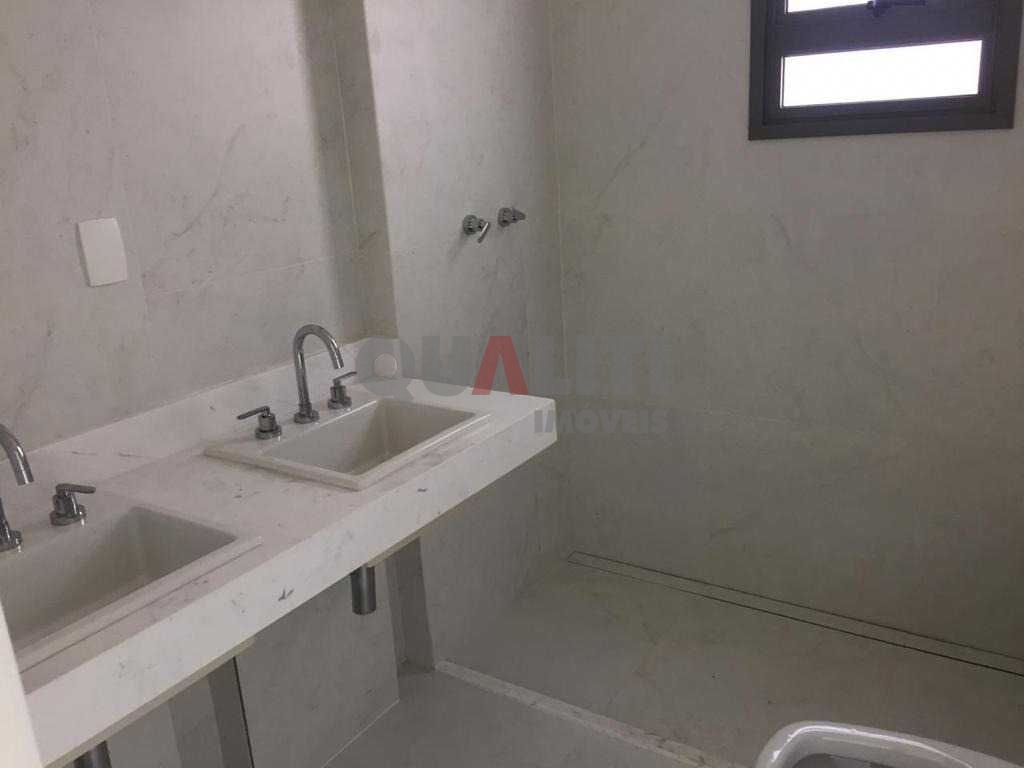 Apartamento alto padrão novo para venda no Campo Belo com 192 m² úteis, 3 suítes, varanda gourmet e 4 vagas de garagem com melhor custo-benefício.