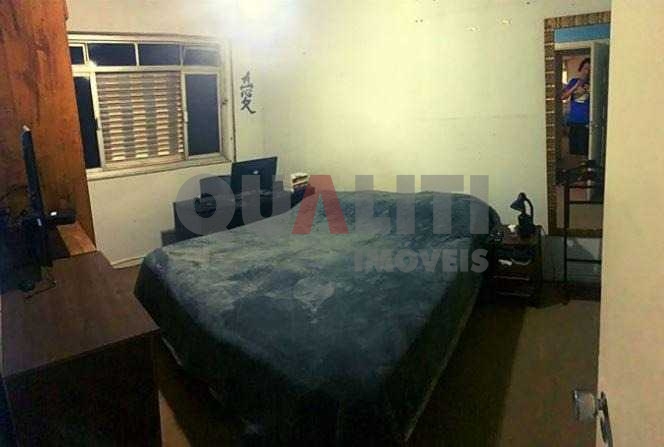 Apartamento à venda com 3 dormitórios, 1 suíte, 2 vagas no bairro Paraíso, um por andar