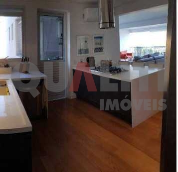 Apartamento cobertura à venda no Alto da Boa Vista, 3 dormitórios, suíte master, 3 vagas