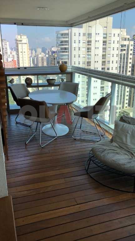 Apartamento para Venda em Moema Pássaros com 163 m², 3 dormitórios, 2 suítes com closet, 2 garagens próximo da Escola Mobile