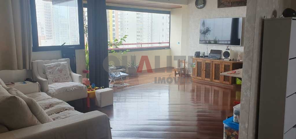 Apartamento para Venda na Chácara Klabin com 117 m², 3 quartos, 1 suite e 2 vagas de garagem