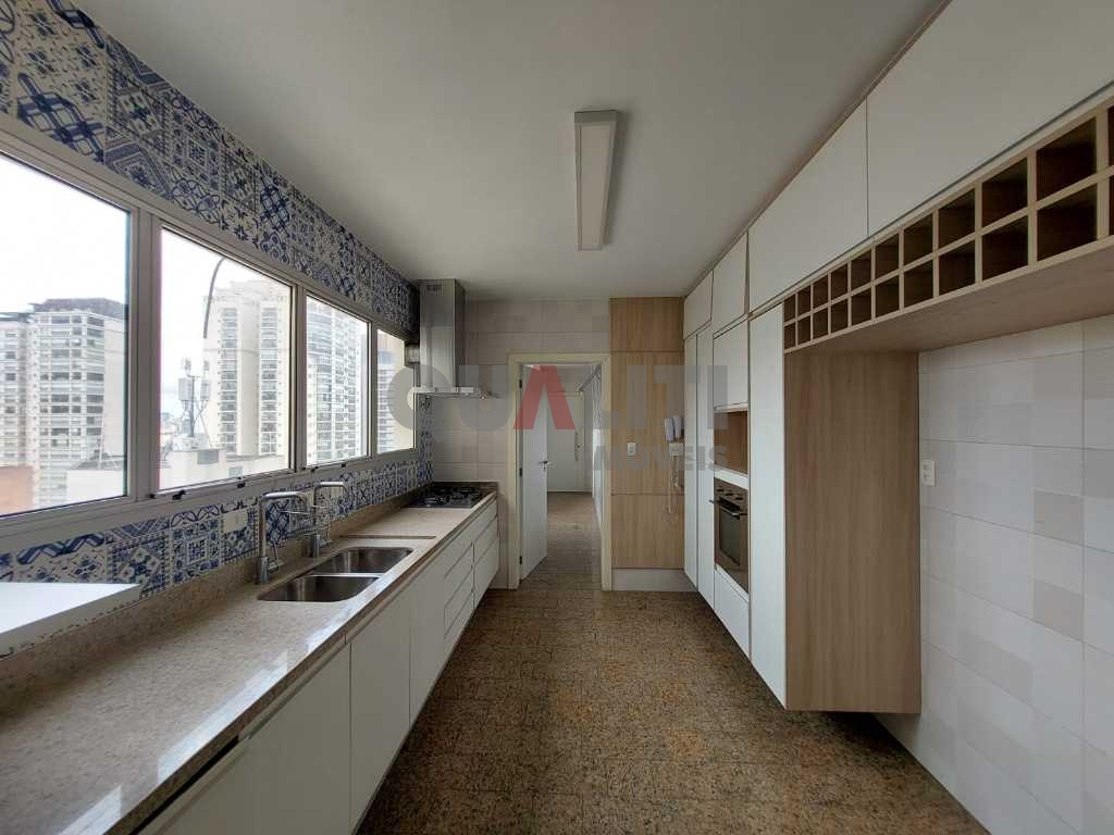 Apartamento para Venda na Vila Nova Conceição, 4 Quartos, 250 m² ao lado do Parque Ibirapuera