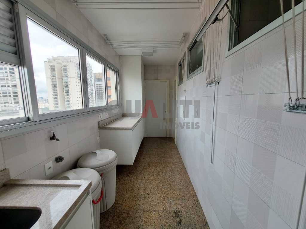 Apartamento para Venda na Vila Nova Conceição, 4 Quartos, 250 m² ao lado do Parque Ibirapuera