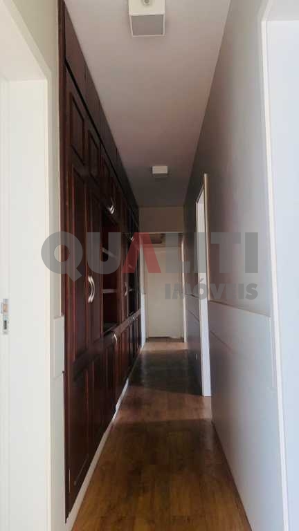 Apartamento para Venda na Vila Nova Conceição, 4 Quartos, 250 m² ao lado do Parque Ibirapuera