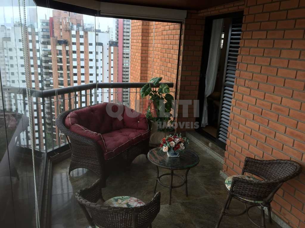 Apartamento para Venda em Moema com 200 m², 4 Suítes, 4 vagas, ao lado do Parque Ibirapuera