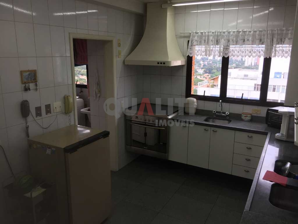Apartamento para Venda em Moema com 200 m², 4 Suítes, 4 vagas, ao lado do Parque Ibirapuera