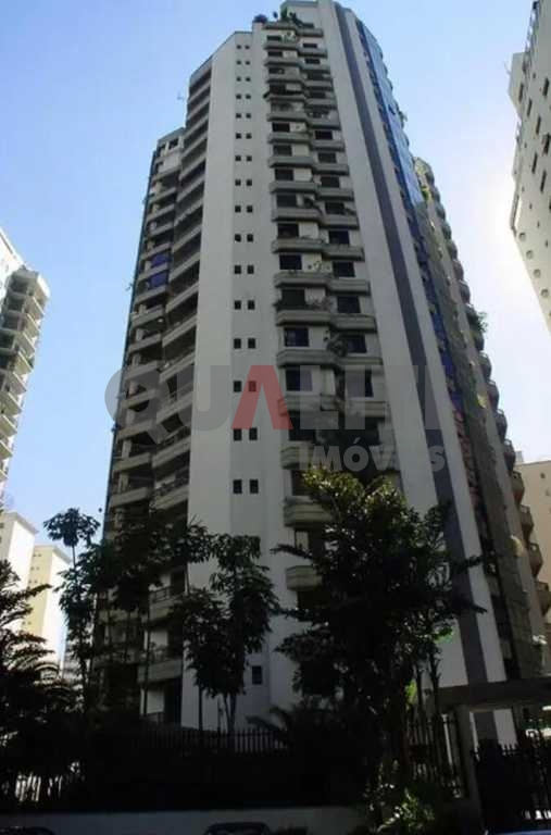 Apartamento à venda no Itaim Bibi, 181 m², com 4 dormitórios, 3 suítes, 3 vagas de garagem.