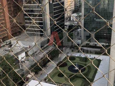 Apartamento à venda Cerqueira César, 3 dormitórios, 2 suítes, 2 vagas, mobiliado