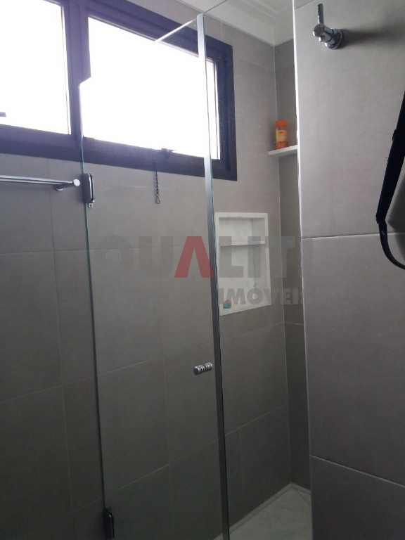 Apartamento à venda em Moema, 4 dormitórios, 3 suítes, 4 vagas demarcadas, depósito