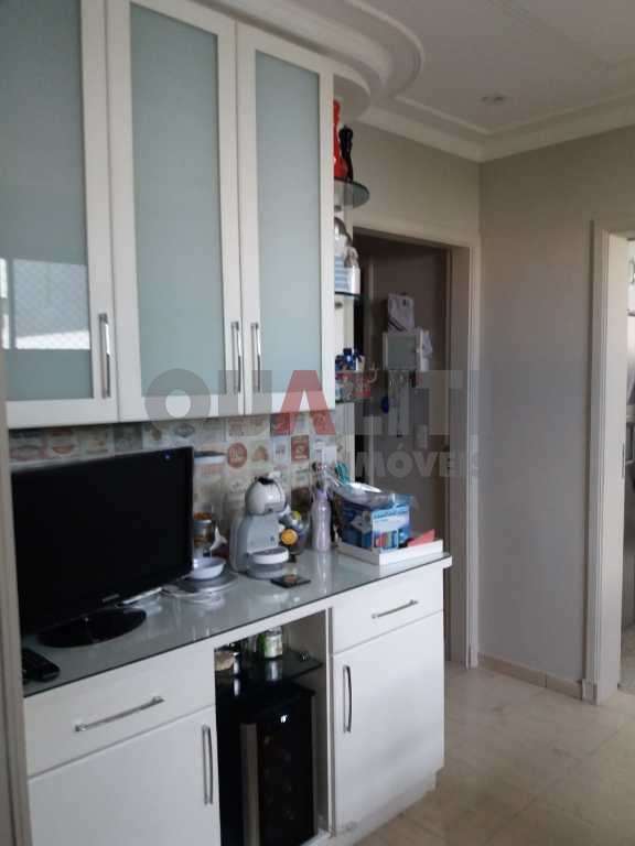 Apartamento à venda em Moema, 4 dormitórios, 3 suítes, 4 vagas demarcadas, depósito