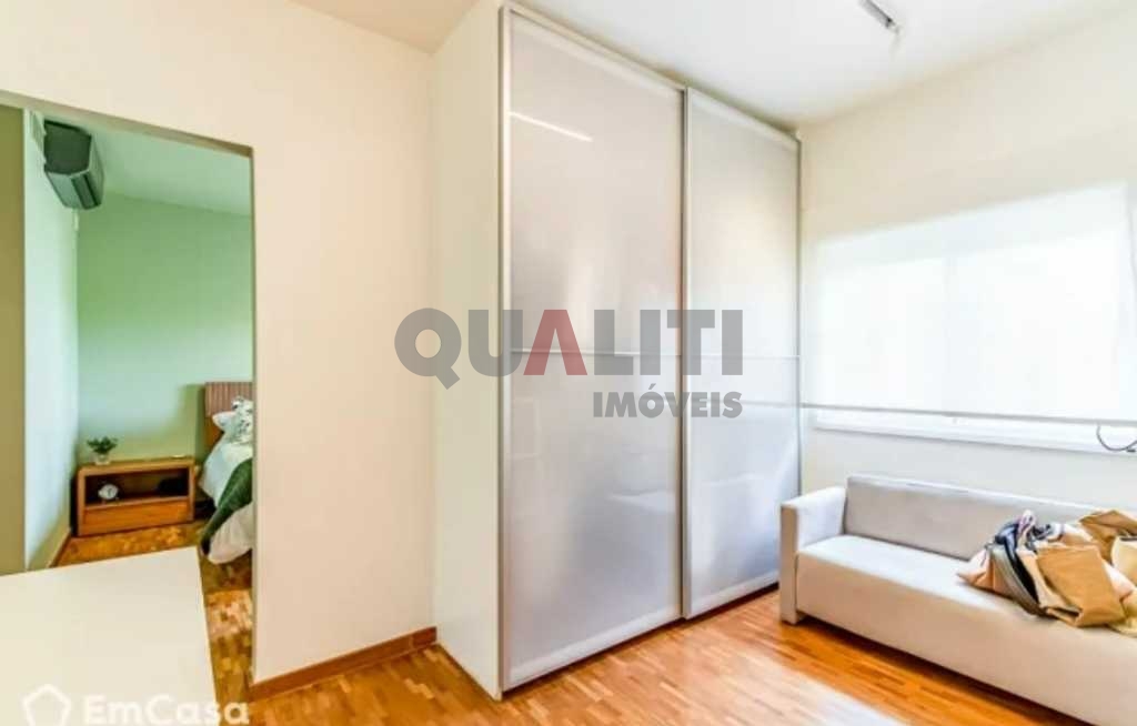 Apartamento à venda totalmente mobiliado em Moema Pássaros com 222m², 3 quartos, 4 vagas e 2 suítes