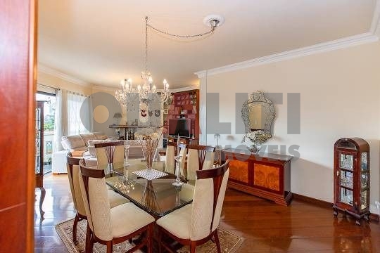 Apartamento para venda, valor reduzido, 132m², 4 quartos, 2 suítes em Campo Belo.