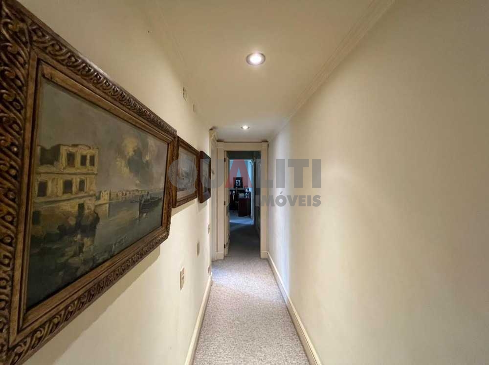 Apartamento com 3 suítes de Alto Padrão Lazer Completo a venda em Itaim Bibi