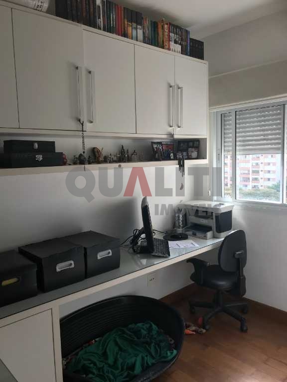 Apartamento para venda no Campo Belo em edifício moderno com 136 m²priv, 3 suítes, terraço gourmet, lazer completo e baixa taxa de condomínio, oportunidade!!