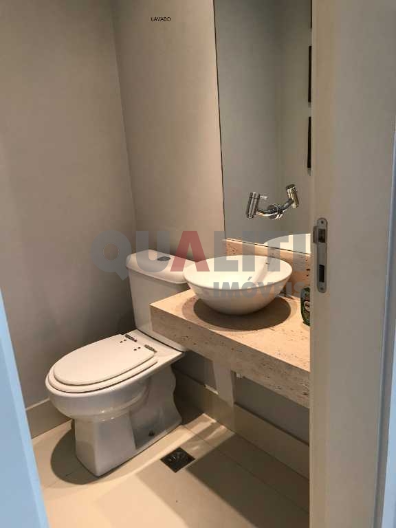 Apartamento para venda no Campo Belo em edifício moderno com 136 m²priv, 3 suítes, terraço gourmet, lazer completo e baixa taxa de condomínio, oportunidade!!