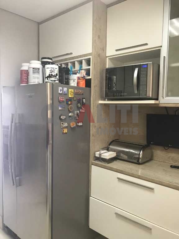 Apartamento para venda no Campo Belo em edifício moderno com 136 m²priv, 3 suítes, terraço gourmet, lazer completo e baixa taxa de condomínio, oportunidade!!