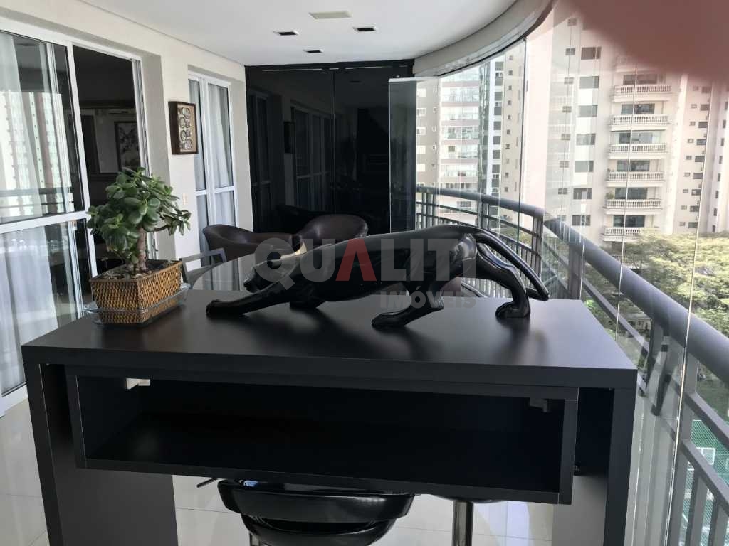 Apartamento para venda no Campo Belo em edifício moderno com 136 m²priv, 3 suítes, terraço gourmet, lazer completo e baixa taxa de condomínio, oportunidade!!