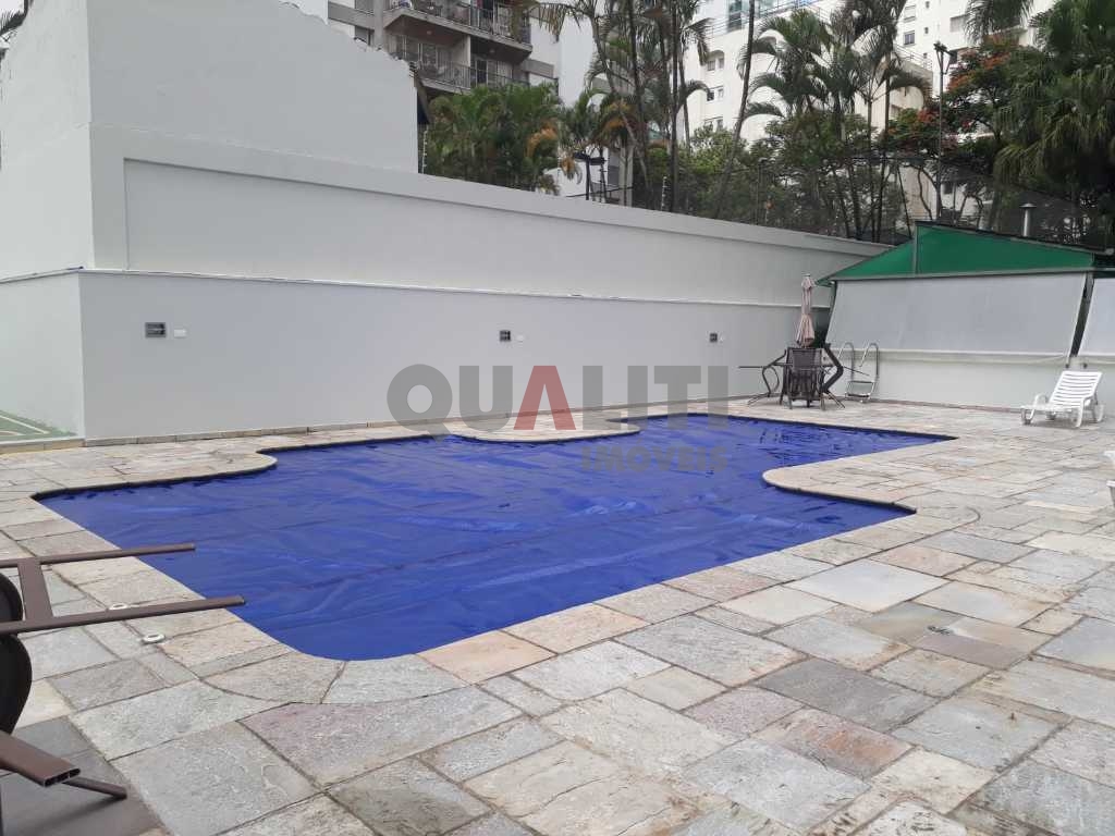 Cobertura duplex para venda em Moema, fora da rota, com 240 m², 3 dormitórios, 3 vagas de garagem, terraço com piscina, sauna e churrasqueira, lazer completo.