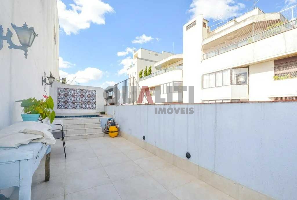 Cobertura à venda com 3 dormitórios no Campo Belo