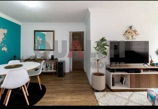 Apartamento à venda Moema, 3 dormitórios, 2 banheiros, 1 vaga, 98 m