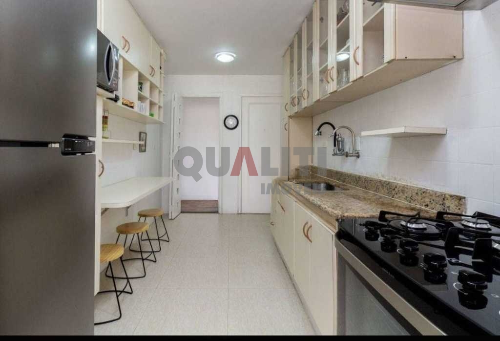 Apartamento à venda Moema, 3 dormitórios, 2 banheiros, 1 vaga, 98 m