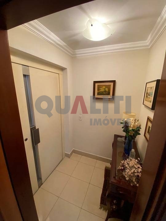 Apartamento com 1 suíte 3 Quartos e 2 garagens a venda na Vila Mariana