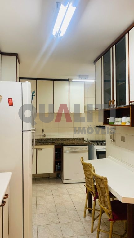 Apartamento a venda com 3 Quartos com 1 Suítes e áreas de lazer completa Moema Pássaros