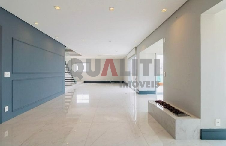 Cobertura para venda com 280 m², 3 suítes, 1 master, closet, piscina, varanda gourmet, 4 vagas no Campo Belo com área de lazer incrível!