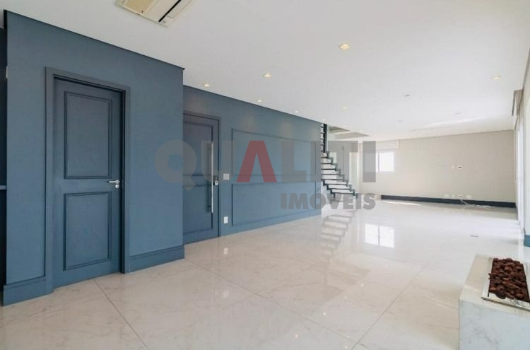 Cobertura para venda com 280 m², 3 suítes, 1 master, closet, piscina, varanda gourmet, 4 vagas no Campo Belo com área de lazer incrível!