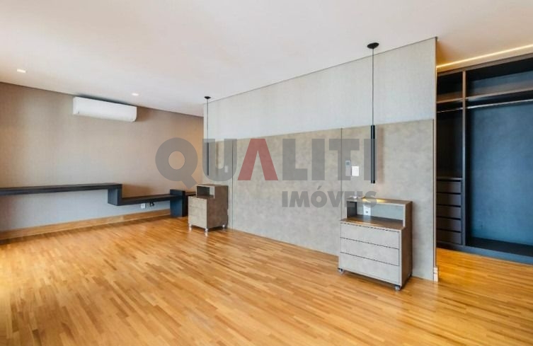 Cobertura para venda com 280 m², 3 suítes, 1 master, closet, piscina, varanda gourmet, 4 vagas no Campo Belo com área de lazer incrível!