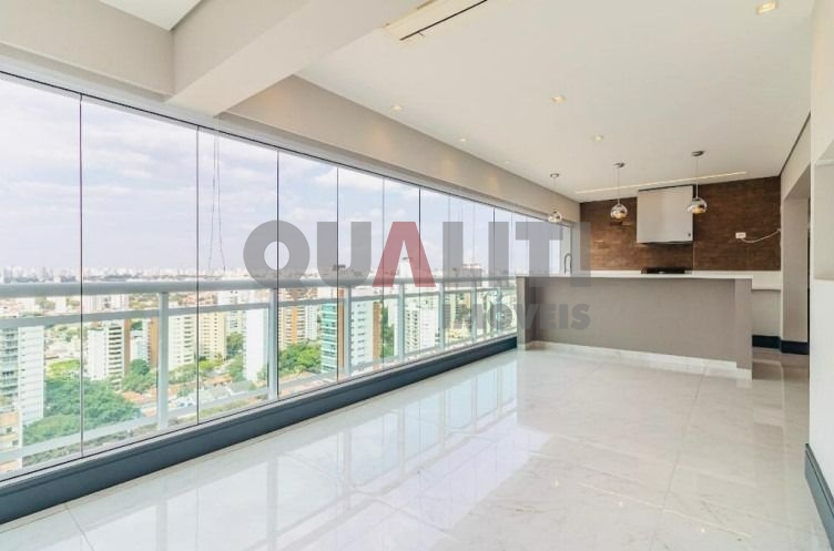 Cobertura para venda com 280 m², 3 suítes, 1 master, closet, piscina, varanda gourmet, 4 vagas no Campo Belo com área de lazer incrível!