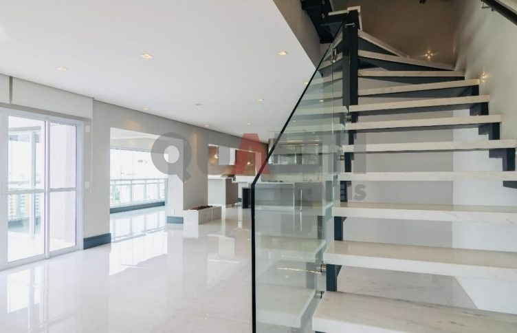 Cobertura para venda com 280 m², 3 suítes, 1 master, closet, piscina, varanda gourmet, 4 vagas no Campo Belo com área de lazer incrível!