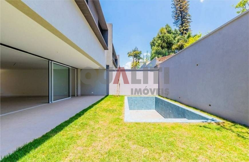 Casa à venda em condomínio com 4 suítes no campo belo