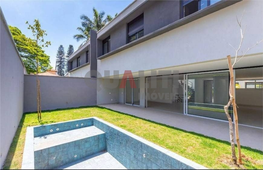 Casa à venda em condomínio com 4 suítes no campo belo