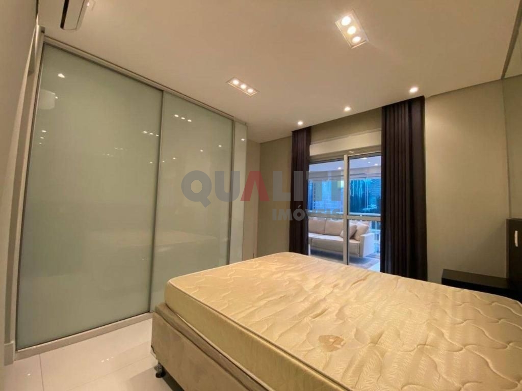 Apartamento mobiliado à venda, 1 dormitório, suíte, lavabo, 54m², no Itaim Bibi