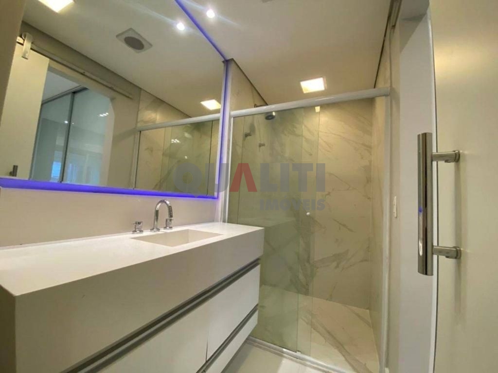 Apartamento mobiliado para Locação, 1 dormitório, 1 suíte, lavabo, 1 garagem, 54 m², no Itaim Bibi