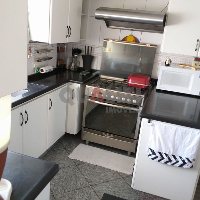 Apartamento Amplo com 4 suítes à venda no Campo Belo