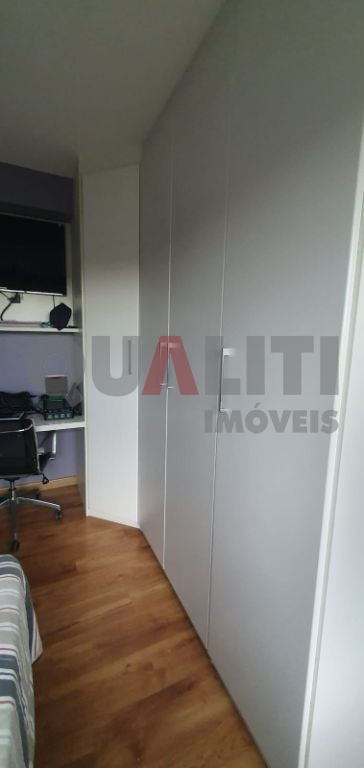 Apartamento à venda no Condomínio IEPE com 3 suítes, lazer completo, vista eterna para o São Paulo Golf clube