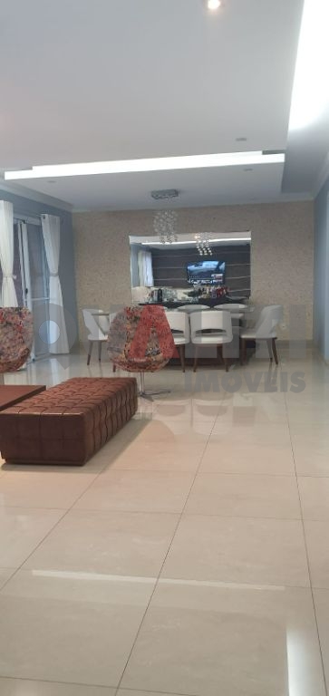 Apartamento à venda no Condomínio IEPE com 3 suítes, lazer completo, vista eterna para o São Paulo Golf clube