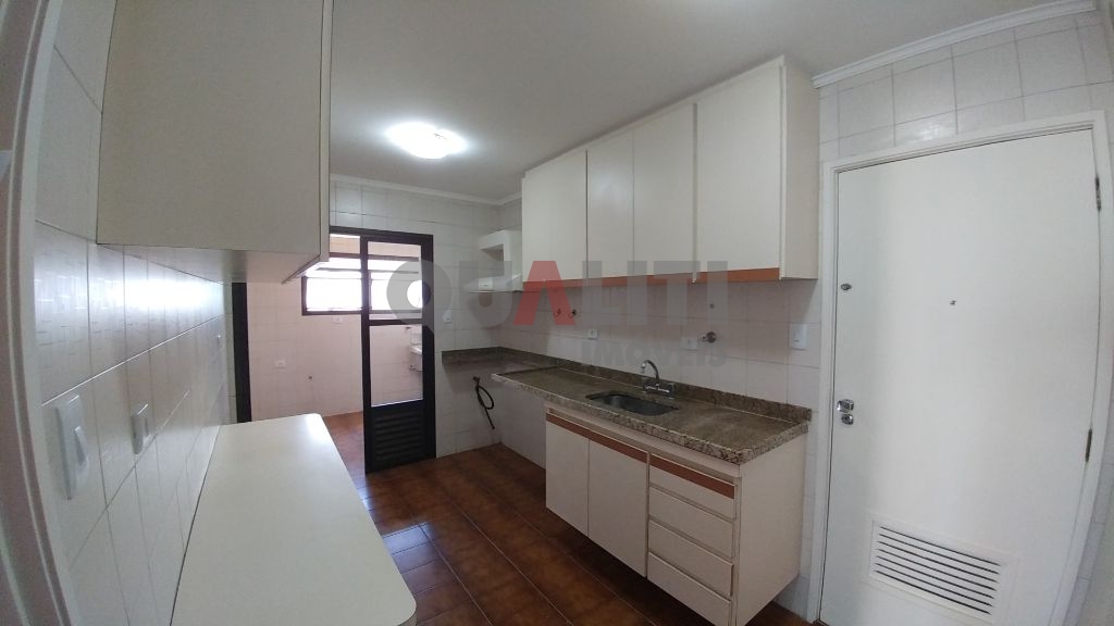 Apartamento para venda em Moema, fora da rota, com 115 m², 3 dormitórios, lavabo, terraço, lazer, oportunidade!!
