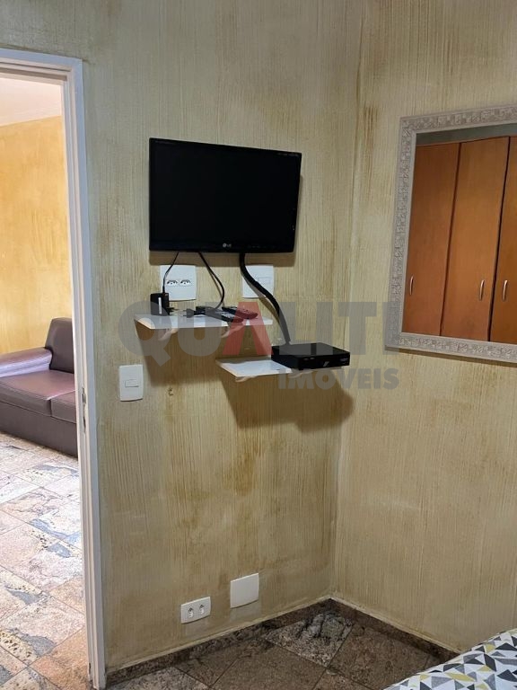 Apartamento mobiliado para Venda em Moema próximo do Metrô, 1 quarto, cozinha americana, terraço, 1 vaga, lazer e baixa taxa de condomínio, oportunidade!!