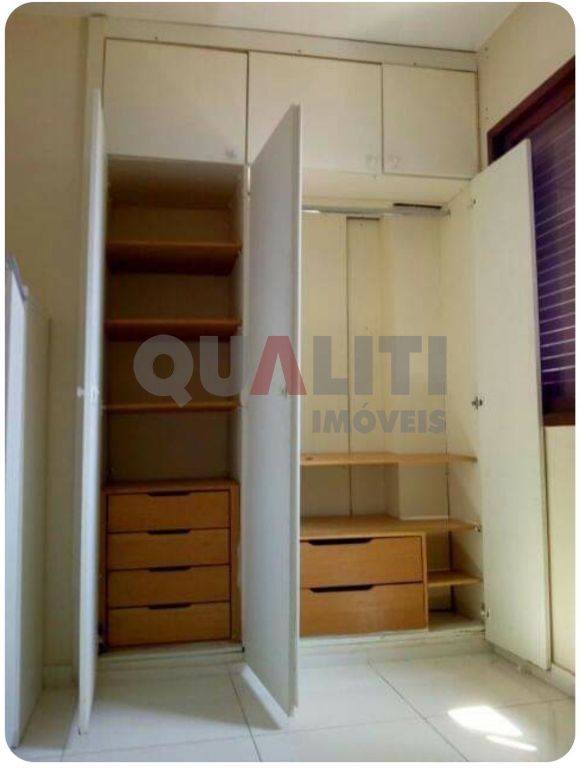 Cobertura triplex com um dormitório para locação em Moema São Paulo.