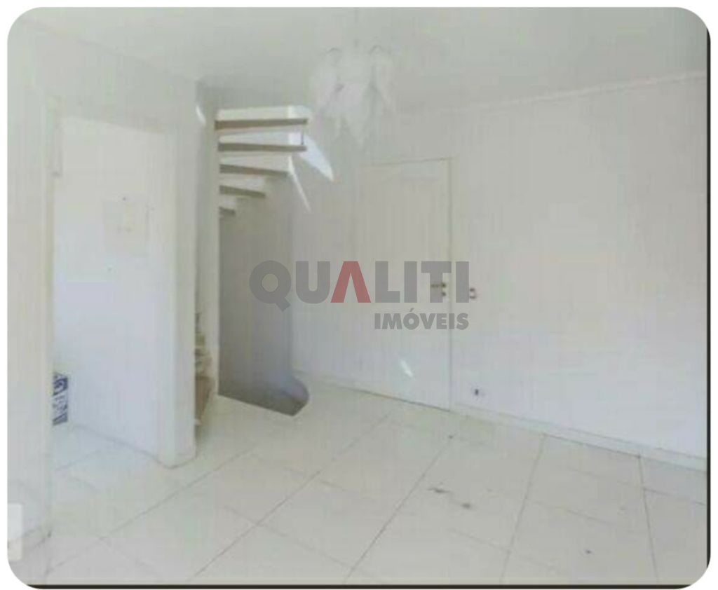 Cobertura triplex com um dormitório para locação em Moema São Paulo.