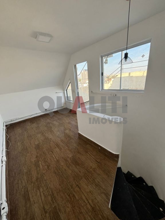 Cobertura triplex com um dormitório para locação em Moema São Paulo.