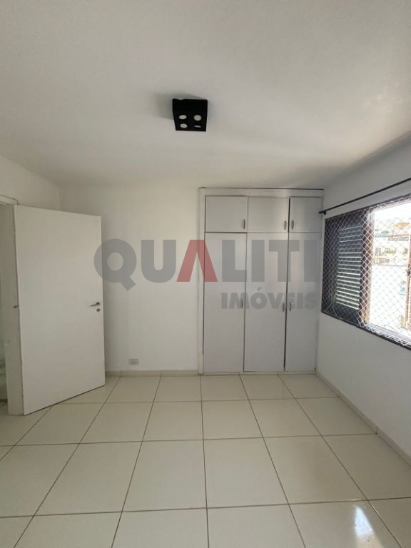 Cobertura triplex com um dormitório para locação em Moema São Paulo.