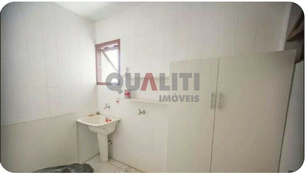 Cobertura triplex com um dormitório para locação em Moema São Paulo.