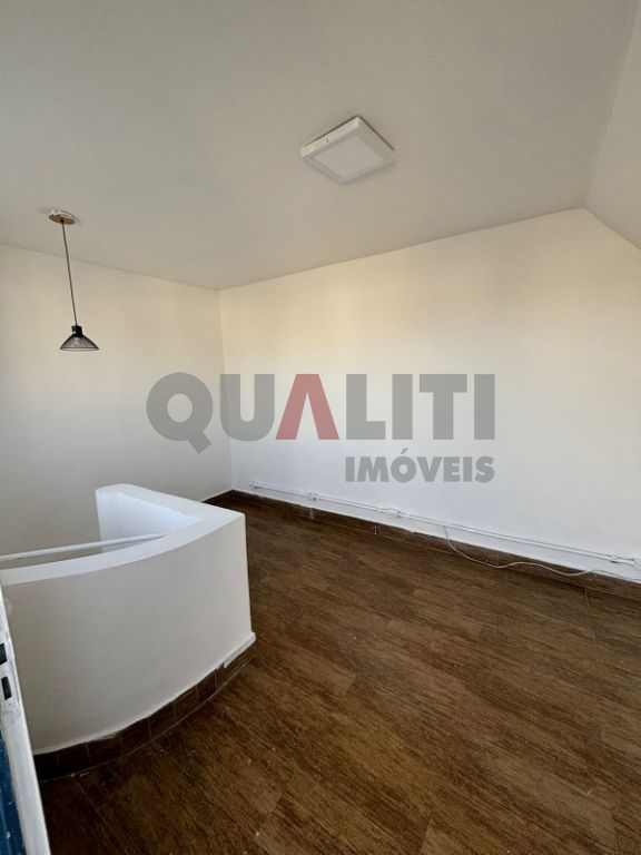 Cobertura triplex com um dormitório para locação em Moema São Paulo.